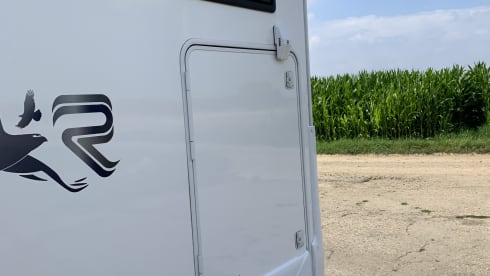 Rimor – Fully equipped camper with every comfort !!