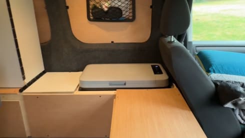 Caddy Camper – 2-seater Volkswagen bus from 2016