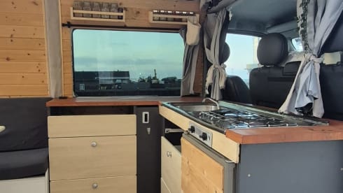 2p Renault bus from 2010