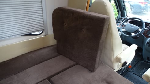 Going to the sun with our luxurious compact camper?