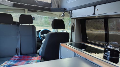 Baz – 4 berth Volkswagen campervan from 2019