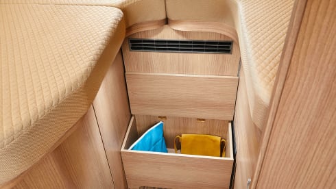 Carthago Malibu 640 LE Coupé First Class Two Rooms - Year 2024