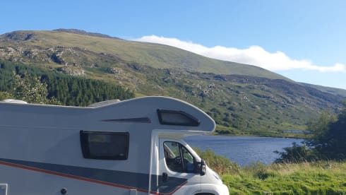 The Adventurer – 6 berth Peugeot AutoQuest 180 