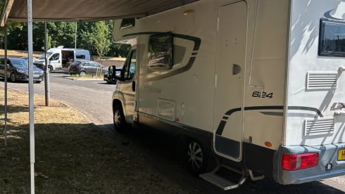 Swiftie – Comfortable 4-Berth Swift Motorhome- Your Home on the road