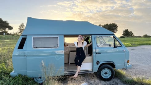 Azul  – Rent a Campervan Blue CLassics ‘s Volkswagen T3
