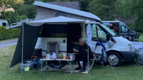 Ford Nugget Westfalia with pop-up roof