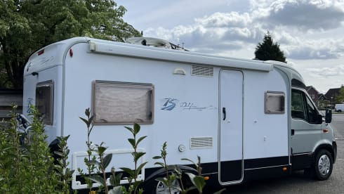 Camper Harderwijk – 4p Bürstner semi-integrated from 2004