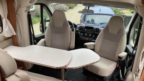 Compact, modern and above all cozy camper