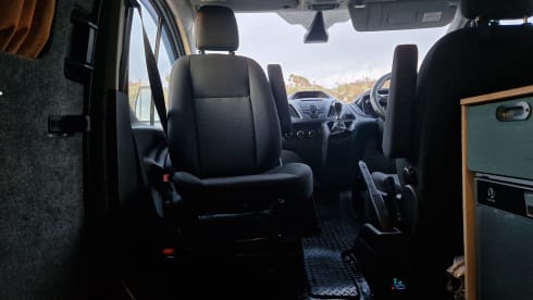 Kernow Cruiser – 2015 Luxury 2 Berth Transit Custom