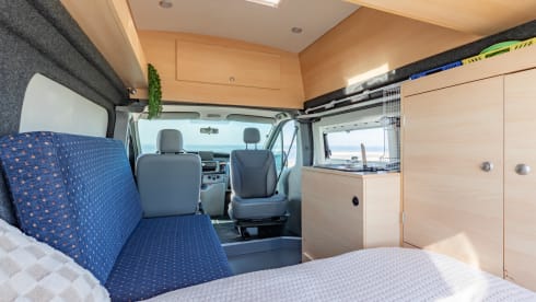 Nice compact camper van from 2010