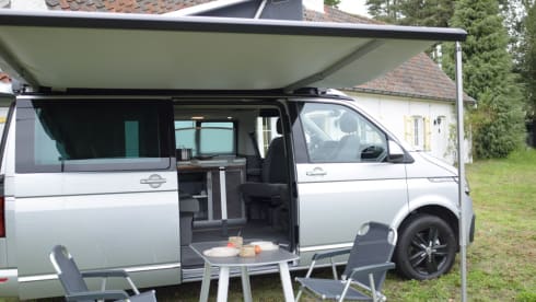 4 p 2022 Volkswagen California