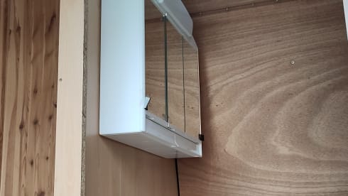 Hop – VW Crafter DIY