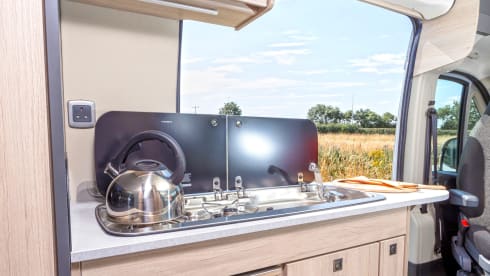 Vehicle 3 – The Expedition 67 "Flex" campervan, ideal for touring and festivals 