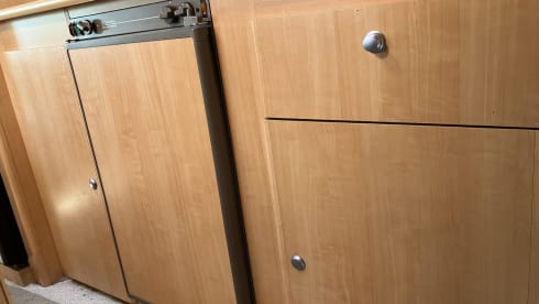 Ideal and cozy family camper, bicycle carrier for 4 or scooter, 2.8 JTD