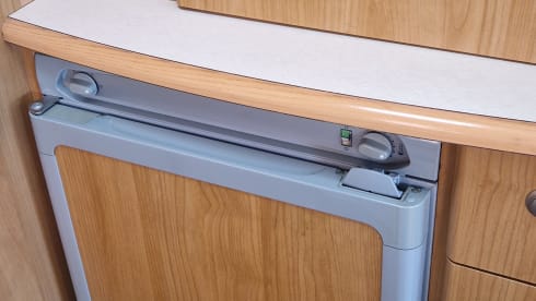 2 berth Peugeot semi-integrated from 2005