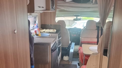 Ron – Ron - 6 Berth Motorhome