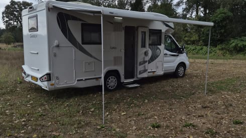 4p Chausson halbintegriert ab 2019