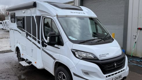 Little Sunny – 2 berth Sunlight V60 Adventure Edition