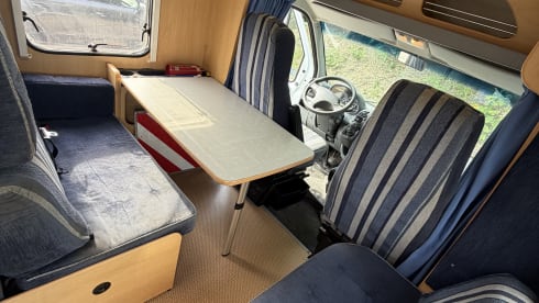4p Dethleffs semi-integrated from 2005