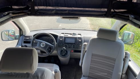California  – 4 pers. Volkswagen bus camper
