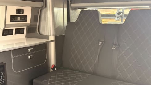 Bessie  – 4 berth Volkswagen campervan from 2022
