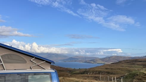 Luft – Volkswagen campervan met 4 slaapplaatsen uit 2007