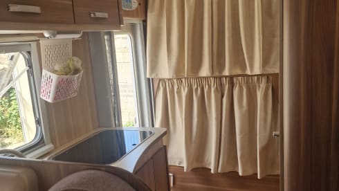 FLORA – MANSARDATO MC LOUIS 22