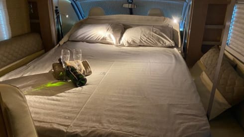 Beautiful luxury Burstner IXEO 680