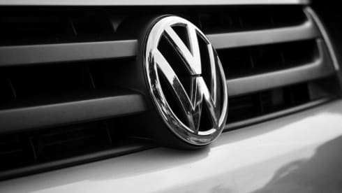 Silver VW Camper – Luxury VW Camper Lake Windermere