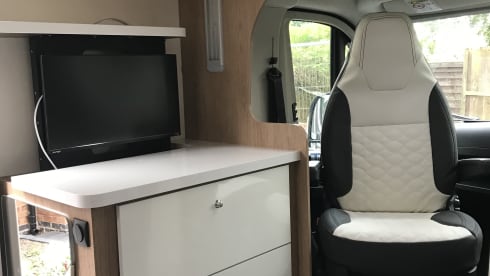 Roller Team-Alkoven mit 6 Schlafplätzen ab 2022