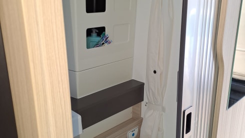 NEW Dreamer camper five from 2022 - family camper van