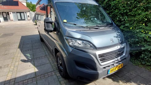 Grigetta  – 2-person campervan from 2018