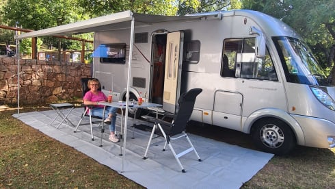 Angel 2 – 4p Hymer integrated uit 2007