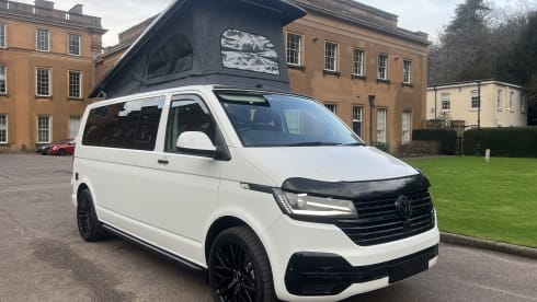 Maggie  – 4 berth Volkswagen campervan from 2023