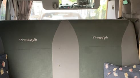 4p Volkswagen T4 camper