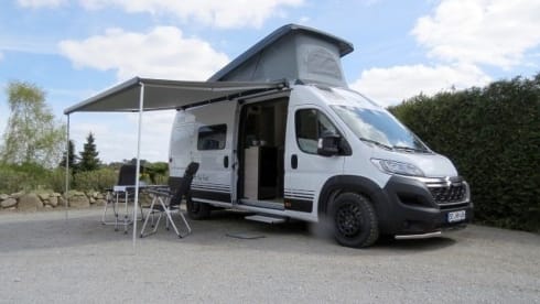 Forest – Campeo Kastenwagen Black Forest