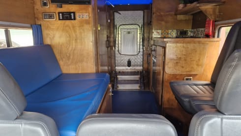 Indie Belle – Land Rover Camper