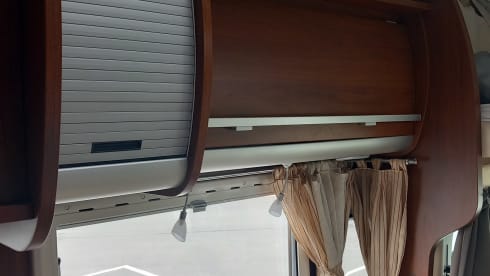 ELNA – Hymer a 5 posti integrato dal 2013
