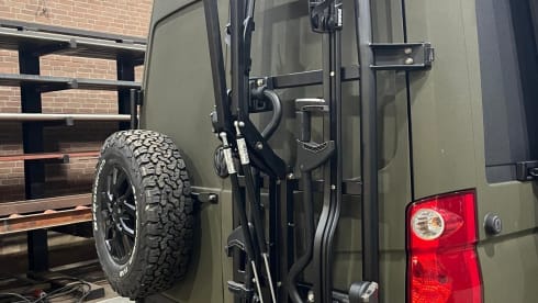 Legergroene STOERE VW Crafter 2015