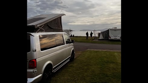 The Onyx – 4 Berth, 5 Seater, VW T6 Highline Campervan