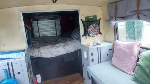 Brandy – Classic Fire Department Mercedes-Benz campervan from 1980