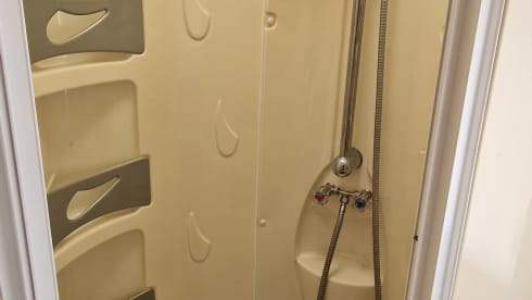 Ellis – Fiat Alcove met 4 slaapplaatsen uit 2004
