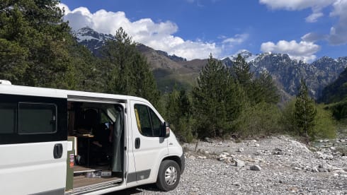 2p Fiat campervan from 2014