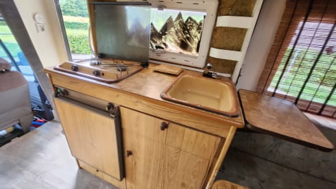Star Cloud – 4pers Off-grid, sound system, Queen size bed