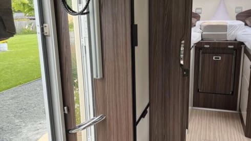 Mobanes – 5p Benimar semi-integrated from 2019