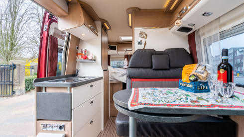 Bus camper Malibu 600 DB GT in perfect condition for 2 persons (Sdam)