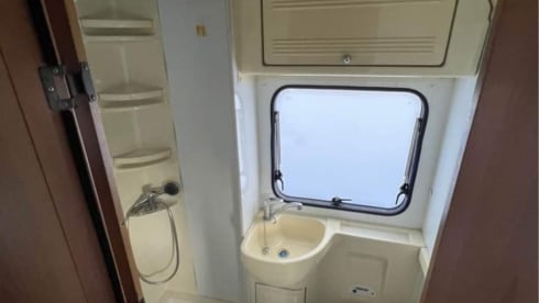 Vincenzo  – 6 PLACES attic winter CAMPER
