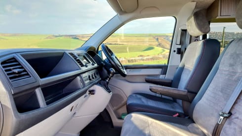 Beryl – LWB 4 Schlafplätze VW T6