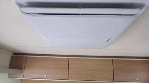 4p Bürstner semi-integrated uit 2010