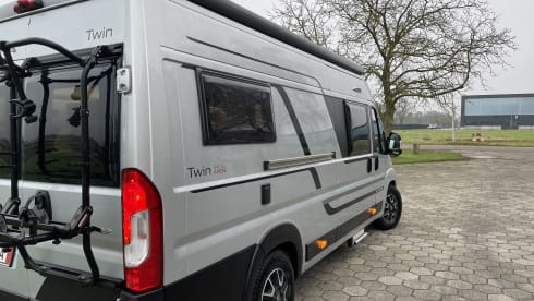 Adria Twin PLUS 640 2 pers (2022)